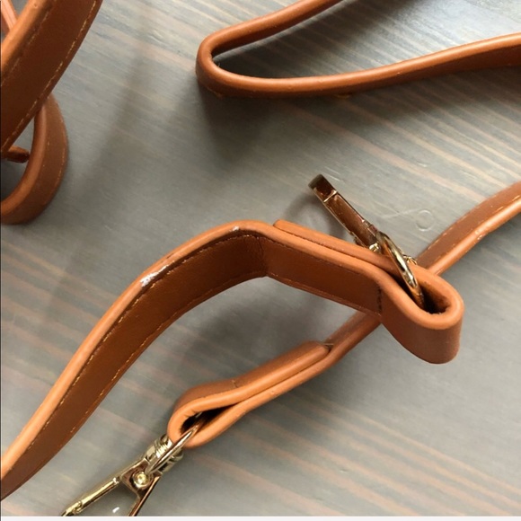 Damaged (Last One)🆕Makayla Brown Mini Backpack - Picture 7 of 8